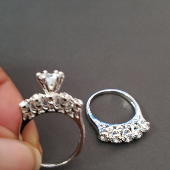 Beautiful ring set - Picture 4 of 4